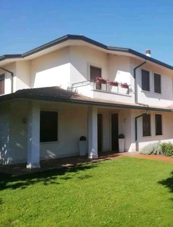 Foto Casa indipendente in affitto a Campiglia Dei Berici