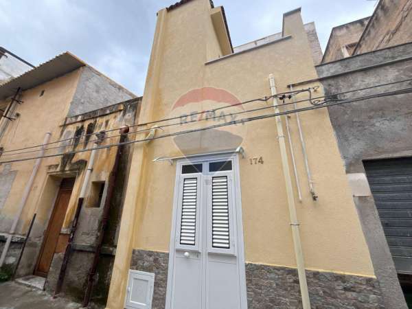 Foto Casa indipendente in affitto a Cinisi