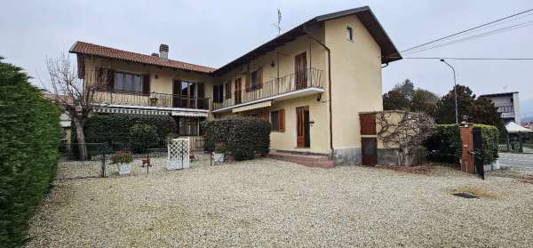 Foto Casa indipendente in affitto a Cumiana