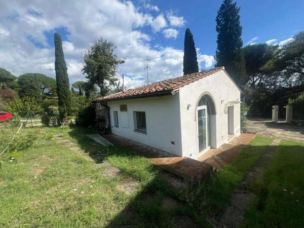 Foto Casa indipendente in affitto a Firenze
