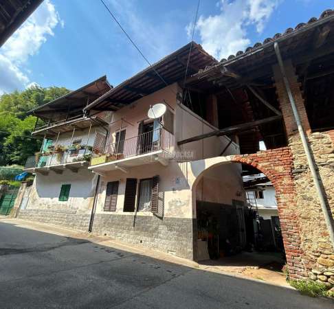 Foto Casa indipendente in affitto a Front