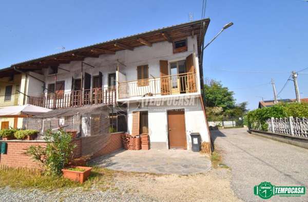 Foto Casa indipendente in affitto a Front
