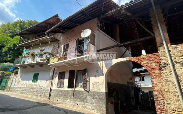 Foto Casa indipendente in affitto a Front