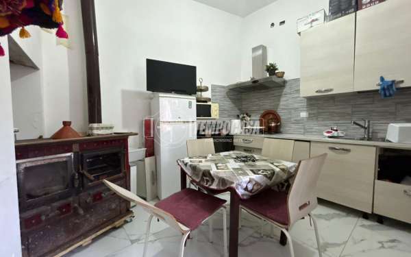 Foto Casa indipendente in affitto a Front