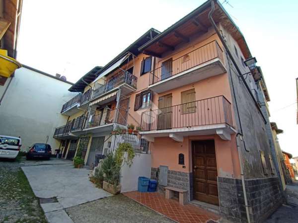 Foto Casa indipendente in affitto a Gassino Torinese