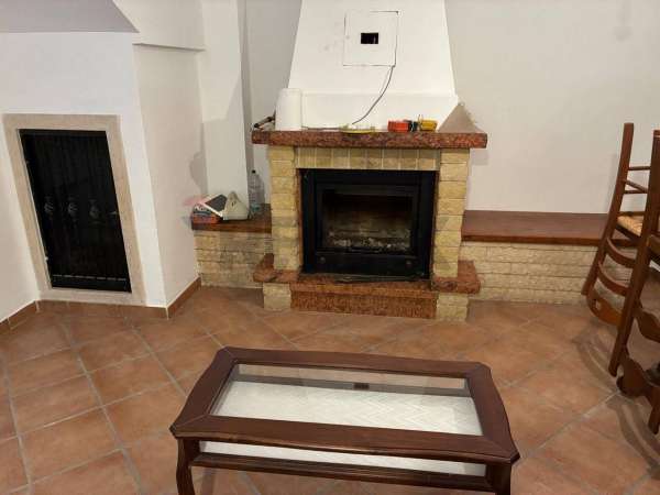 Foto Casa indipendente in affitto a Marino