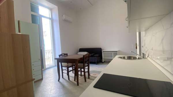 Foto Casa indipendente in affitto a Napoli