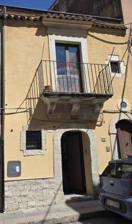 Foto Casa indipendente in affitto a Ragusa