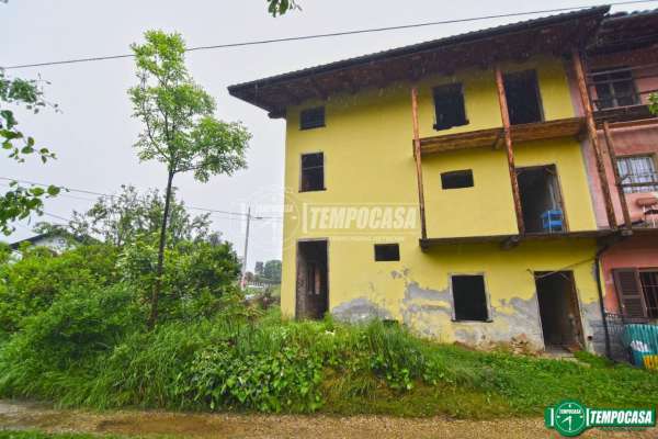 Foto Casa indipendente in affitto a Rocca Canavese