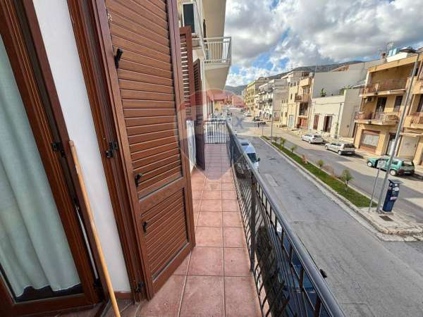 Foto Casa indipendente in affitto a Terrasini