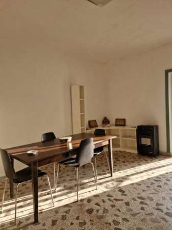 Foto Casa indipendente in Affitto a Vallo della Lucania
