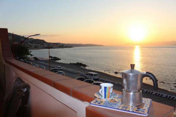 Foto CASA SINGOLA RIVIERA NORD