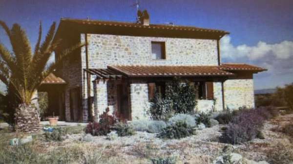 Foto Casale in affitto a Grosseto 213 mq  Rif: 1325577