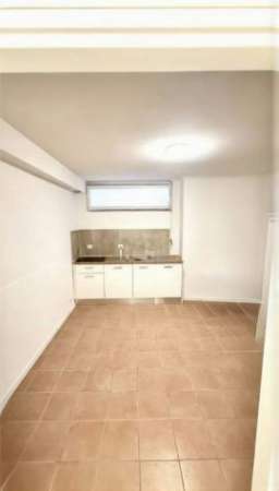 Foto CASSIA-TOMBA DI NERONE MONOLOCALE CLIMATIZZATO