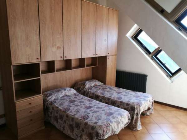 Foto CENTRALISSIMO SU PIAZZA ZACCHETTIN DI VILLA D'AGRI