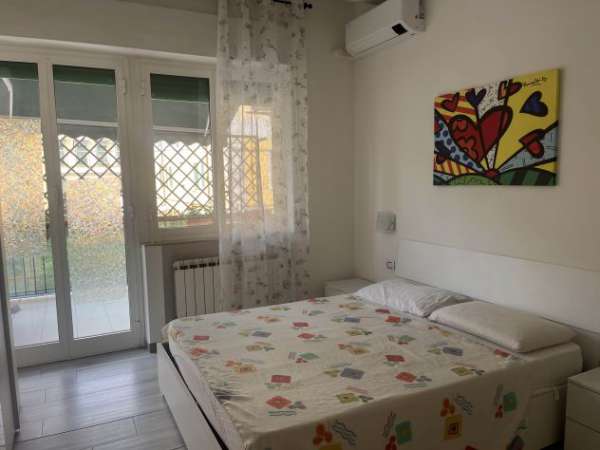 Foto Centro 2.5 vani nuovo accessoriato con terrazza attrezzata