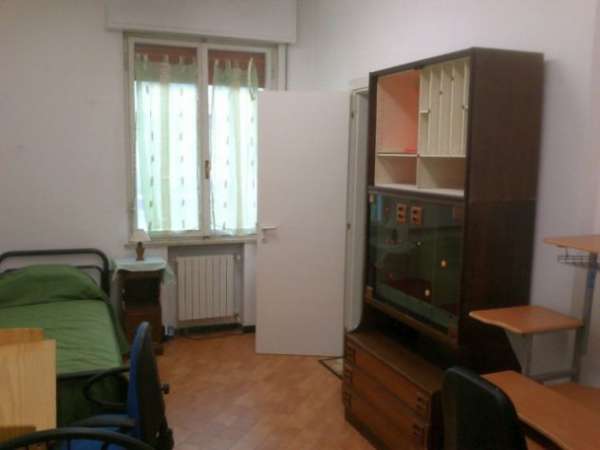 Foto Centro storico - stanza affittasi a studentessa