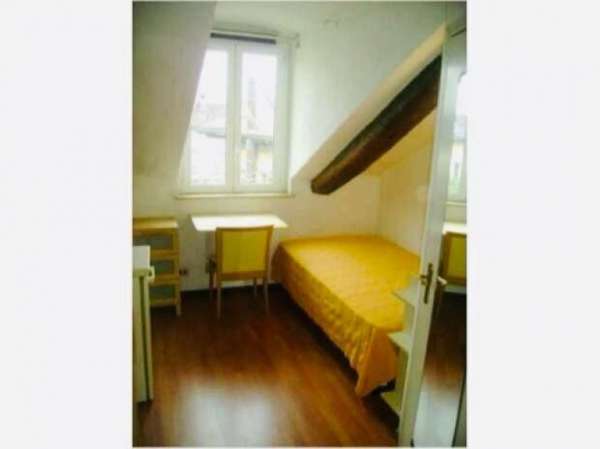 Foto Centro UNIVERSiTA /solo a studente erasmus /monolocale indipendente con bagno