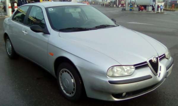 Foto Cerco box/garage in affitto