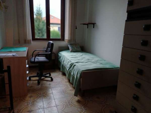 Foto cerco coinquilina