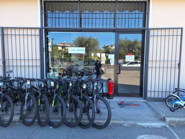 Foto Cessione attivita' vendita/riparazione biciclette