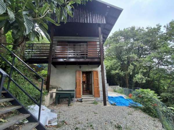 Foto Chalet / Baita in affitto a Moltrasio