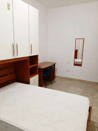 Foto CHIETI SCALO V.LE B.CROCE ZONA STAZIONE SINGOLA IN APP. DA 3 CON WI-FI