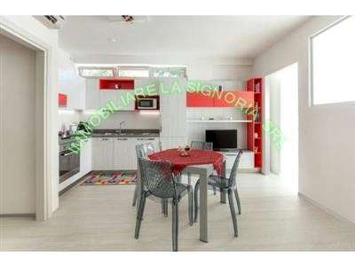 Foto CIVILE ABITAZIONE - PIAZZA SANTA MARIA NOVELLA-PIAZZA OGNISSANTI