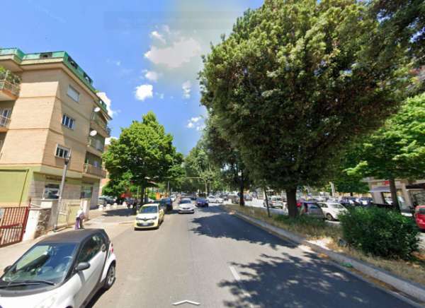 Foto COLLI PORTUENSI MONOLOCALE CON GIARDINO E POSTO AUTO