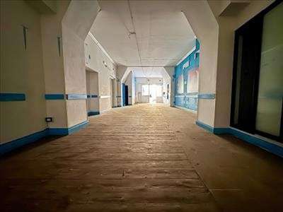 Foto COMMERCIALE - PIAZZA SAN MARCO-LAMARMORA-S.S.ANNUNZIATA