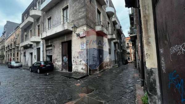 Foto Commerciale Altro in affitto a Catania, Zona centro