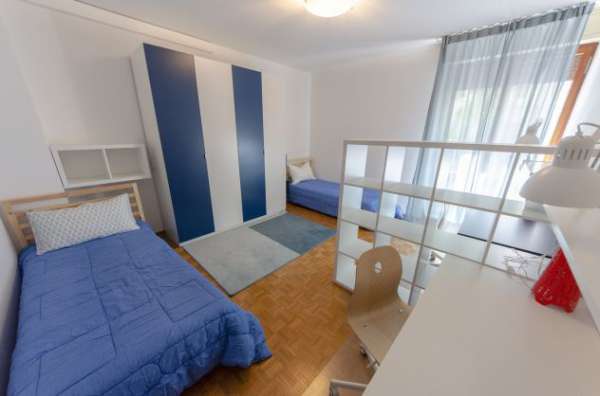 Foto Comodissimo posto letto in stanza doppia con utenze, spese e servizi inclusi