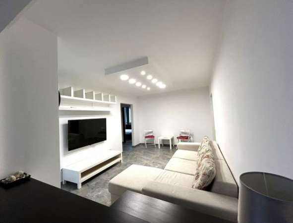 Foto Confortevole e luminoso bilocale