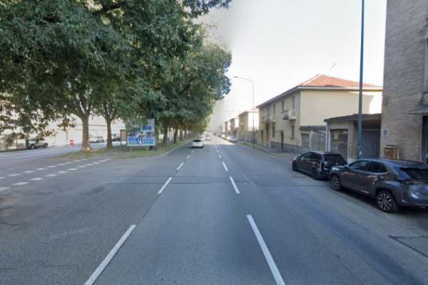 Foto CORSO ALLAMANO QUADRILOCALE RISTRUTTURATO CON GIARDINETTO PRIVATO