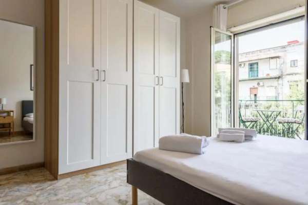 Foto corso amedeo di savoia 218 napoli