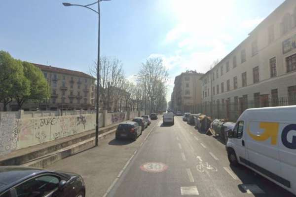 Foto CORSO REGINA MARGHERITA MINI BILOCALE ARREDATO