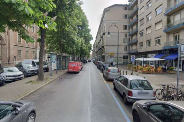 Foto CORSO VALDOCCO BILOCALE RISTRUTTURATO