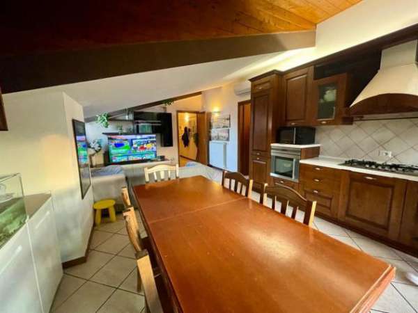 Foto cp700 - introvabile trilocale NON ARREDATO con terrazzo - box e cantina