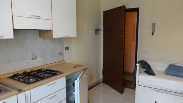 Foto da PRIVATO monolocale 25m City Life (via Marghera)