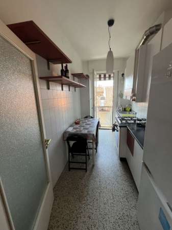 Foto Dal 1 settembre - Stanza disponibile alla fermata del tram Oberdan, Mestre-Carp