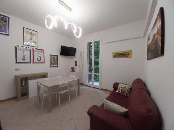 Foto Delizioso bilocale arredato affitti medi