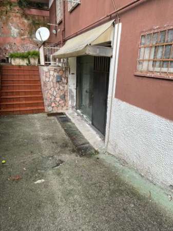 Foto Deposito in via terracina 127