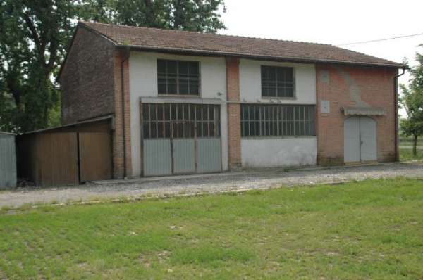 Foto Deposito materiali