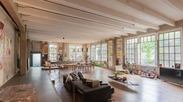 Foto Design Loft with Private Parking