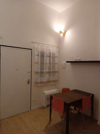 Foto Disponibile dal 1 gennaio Bilocale 40 mq zona san donato per coppia studenti