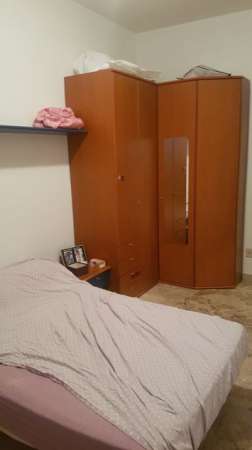 Foto Dosponibilt  di camera per studentessa