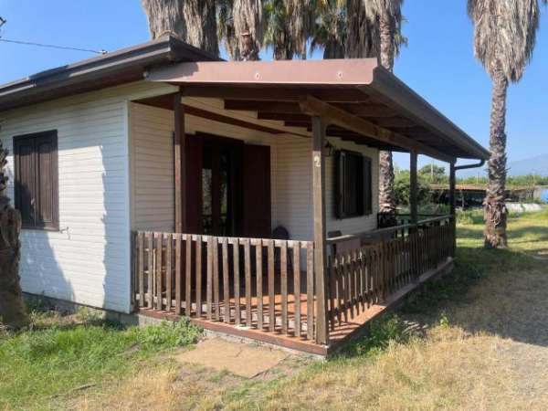 Foto Due Bungalow Confortevoli per la Tua Vacanza!