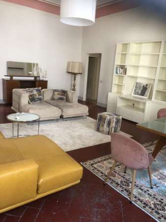 Foto Duomo - via dei Servi - Elegante 4 vani 2 camere con vista Battistero