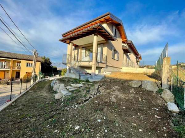 Foto dvr1180 - nupvissima panoramoca villetta di 3 locali - doppi servizi - doppio box - 2 posti auto scoperti