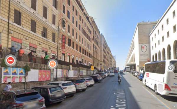 Foto ESQUILINO MONOLOCALE CON TERRAZZO